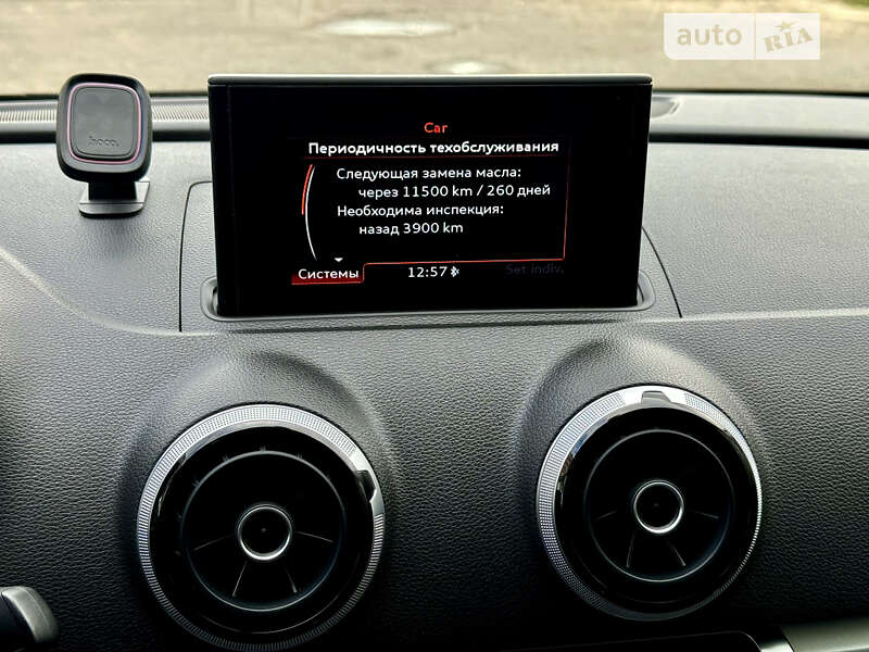 Хэтчбек Audi A3 2016 в Киеве