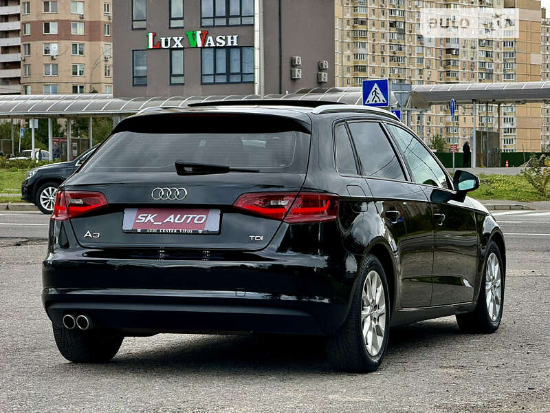 Хэтчбек Audi A3 2016 в Киеве