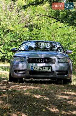 Хэтчбек Audi A3 2004 в 
