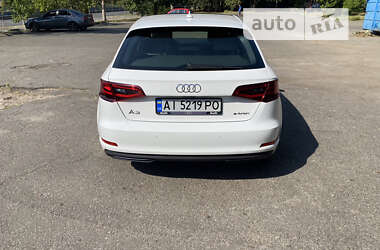 Хетчбек Audi A3 2015 в Києві