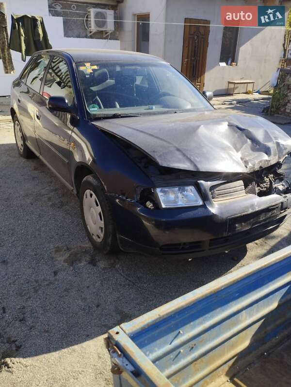 Хэтчбек Audi A3 1999 в Староконстантинове фото 3 Хэтчбек Audi A3 1999 в Староконстантинове