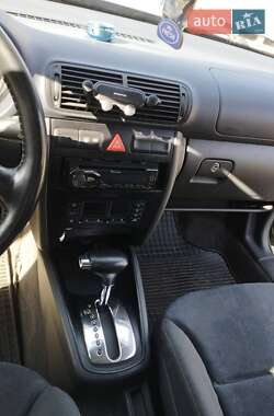 Хэтчбек Audi A3 1999 в 