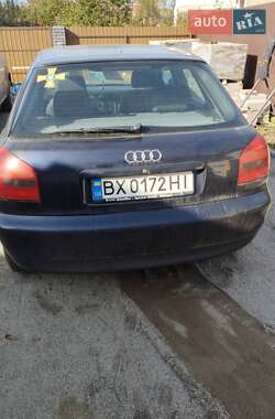 Хэтчбек Audi A3 1999 в 