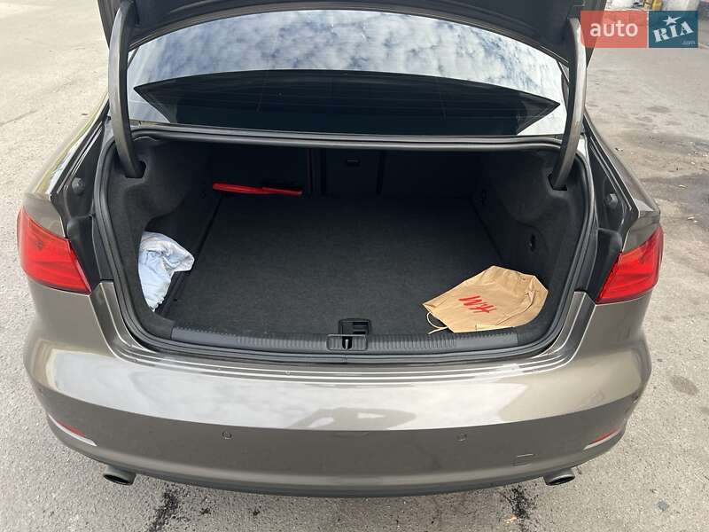 Седан Audi A3 2014 в Полтаве