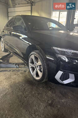 Седан Audi A3 2021 в 