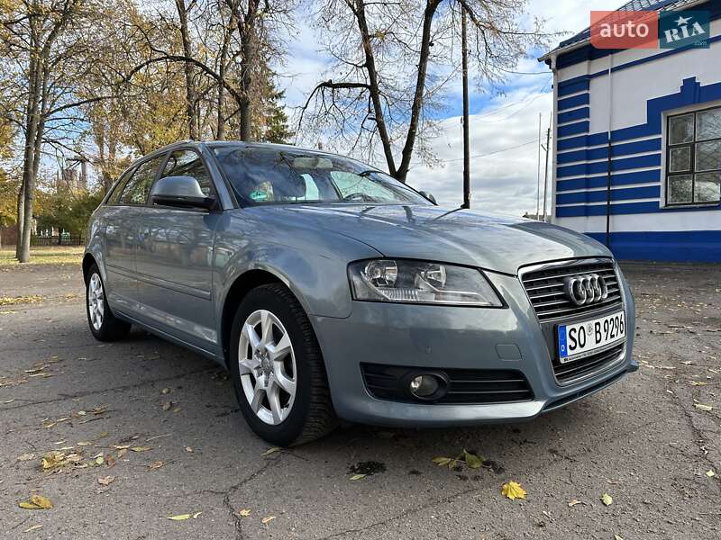 Хэтчбек Audi A3 2009 в Лебедине