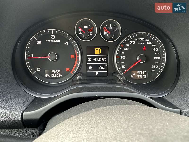 Хэтчбек Audi A3 2009 в Лебедине