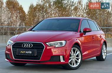 Хэтчбек Audi A3 2016 в Киеве