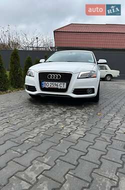 Хетчбек Audi A3 2012 в Чернівцях