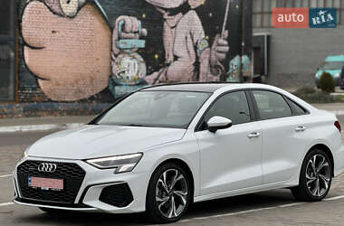 Седан Audi A3 2022 в Луцке