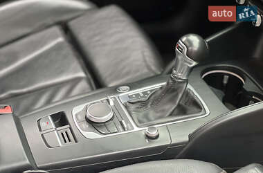 Седан Audi A3 2015 в 