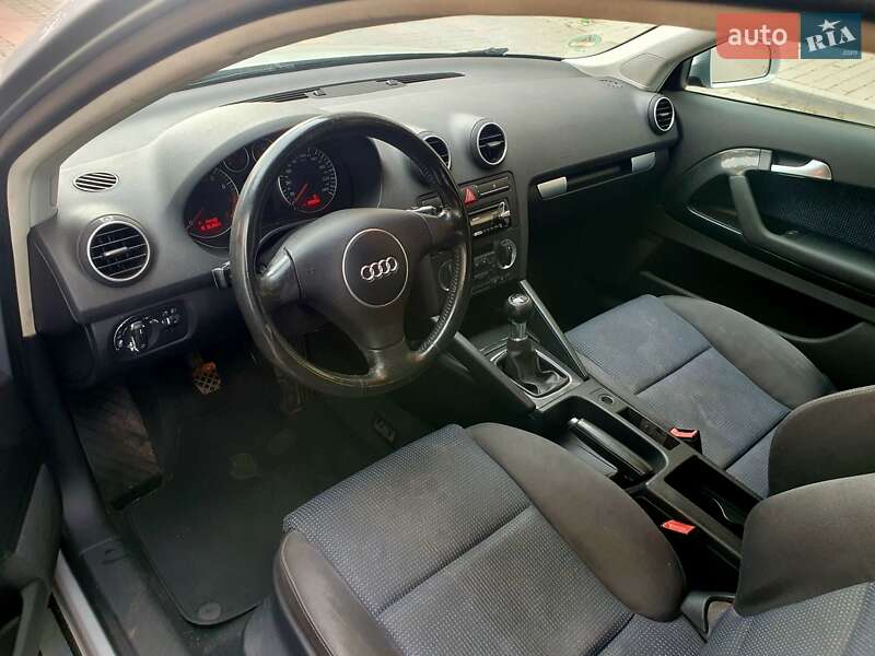 Хетчбек Audi A3 2003 в Надвірній