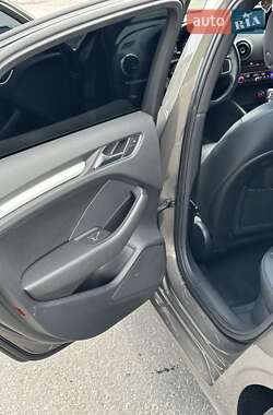 Седан Audi A3 2015 в 