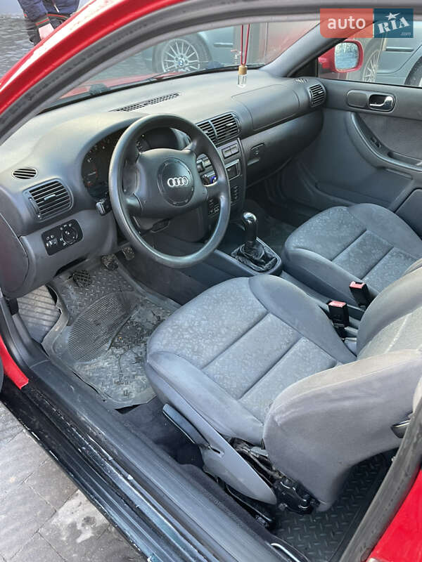 Хэтчбек Audi A3 1997 в Перемышлянах