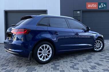 Хэтчбек Audi A3 2016 в Мукачево