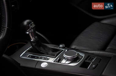 Хэтчбек Audi A3 2015 в 