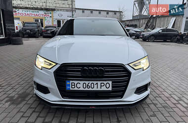 Седан Audi A3 2018 в Львове