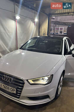 Седан Audi A3 2015 в Києві