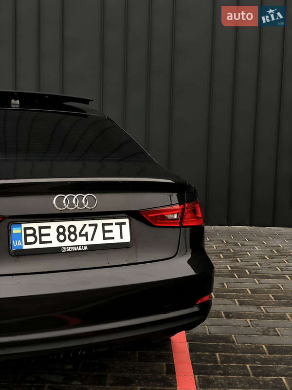 Седан Audi A3 2014 в Николаеве