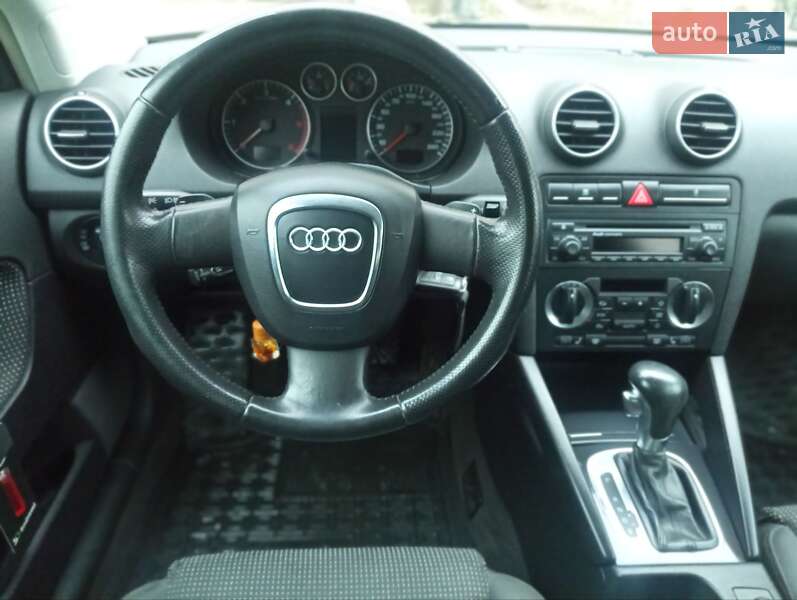 Хэтчбек Audi A3 2006 в Луцке фото 26 Хэтчбек Audi A3 2006 в Луцке