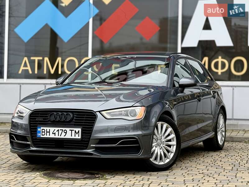 Хэтчбек Audi A3 2016 в Одессе