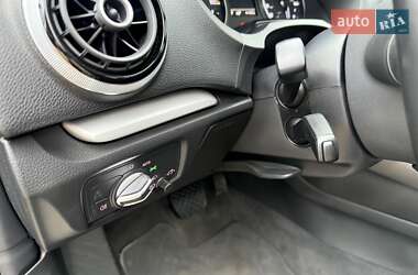 Хэтчбек Audi A3 2016 в 