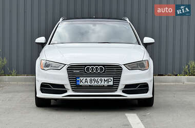 Хэтчбек Audi A3 2015 в 