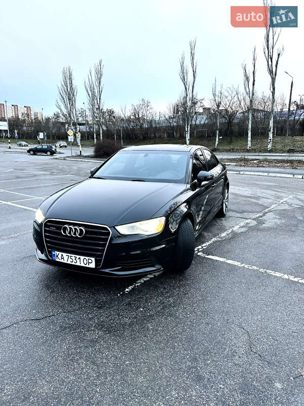 Седан Audi A3 2015 в Киеве