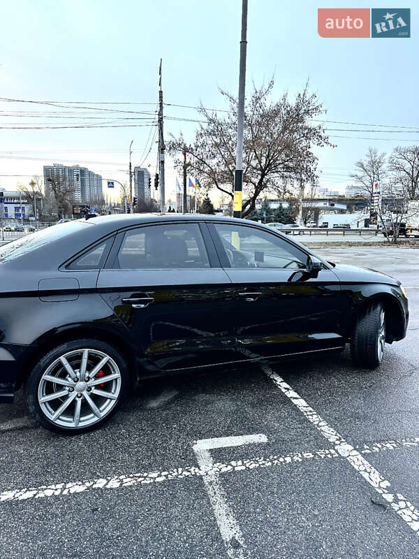 Седан Audi A3 2015 в Киеве