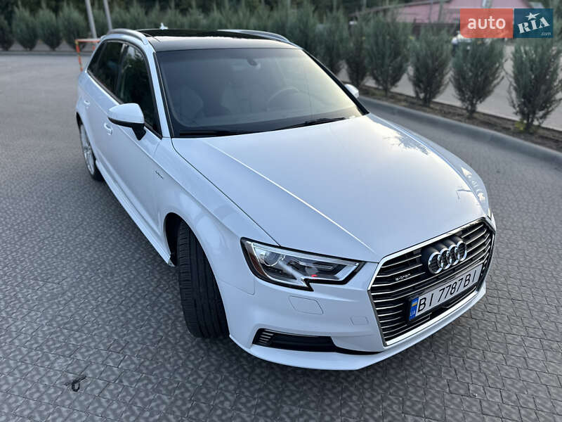 Хетчбек Audi A3 2017 в Полтаві фото 4 Хетчбек Audi A3 2017 в Полтаві