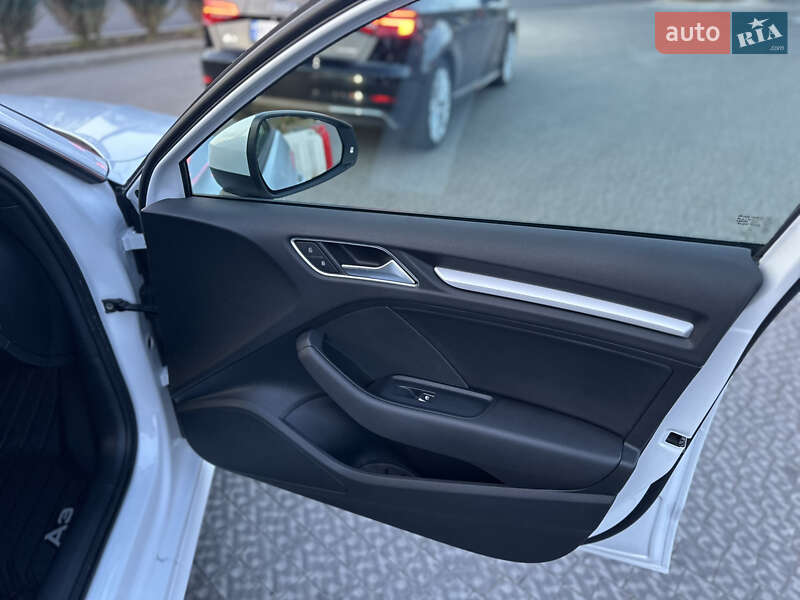 Хетчбек Audi A3 2017 в Полтаві фото 48 Хетчбек Audi A3 2017 в Полтаві