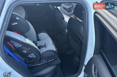Хэтчбек Audi A3 2017 в 