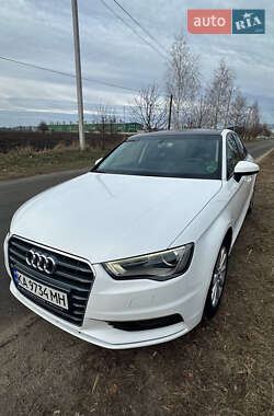 Седан Audi A3 2015 в Фастове