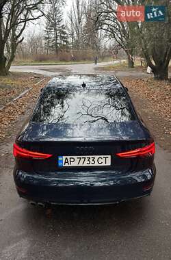 Седан Audi A3 2017 в Днепре