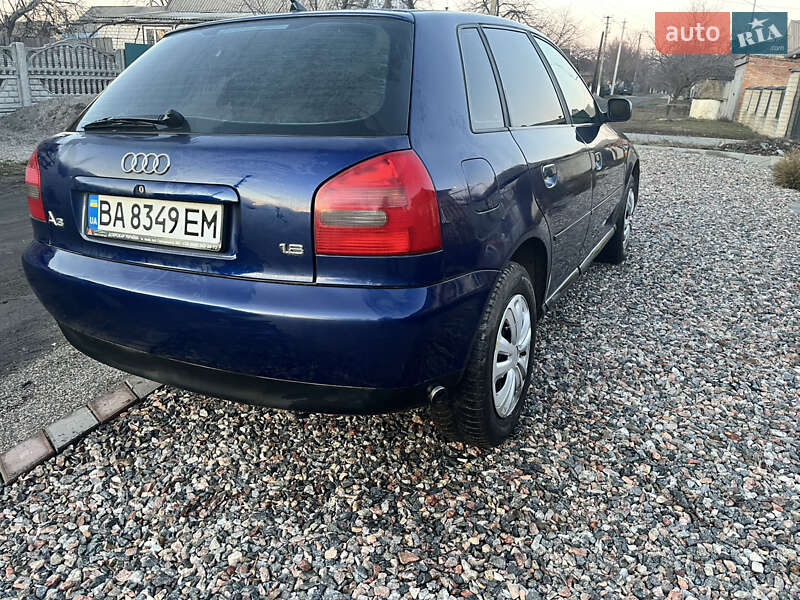 Хэтчбек Audi A3 2000 в Знаменке