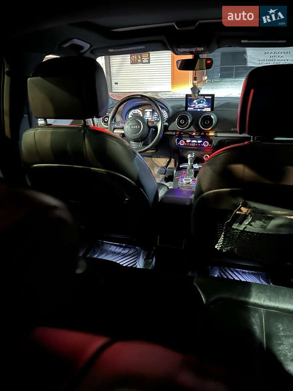 Хетчбек Audi A3 2015 в Києві