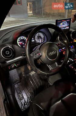 Хэтчбек Audi A3 2015 в 