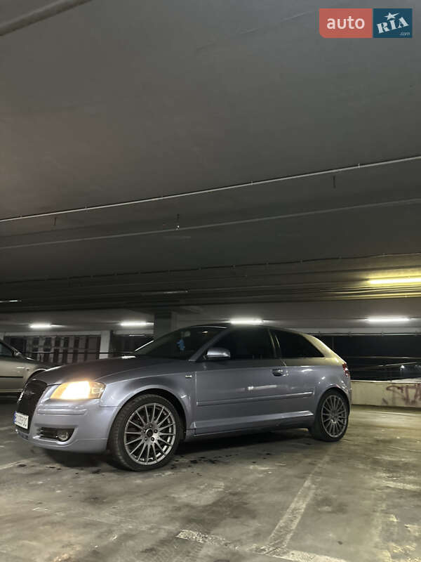 Хэтчбек Audi A3 2003 в Львове