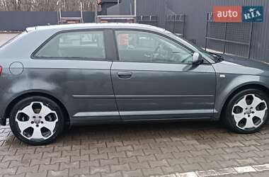 Хетчбек Audi A3 2003 в Чернігові