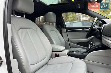 Седан Audi A3 2015 в 