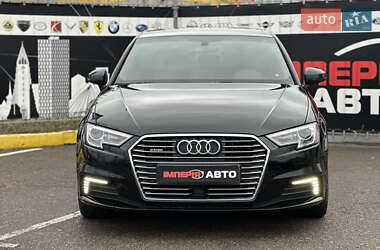 Хэтчбек Audi A3 2018 в 