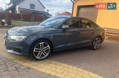 Седан Audi A3 2019 в 