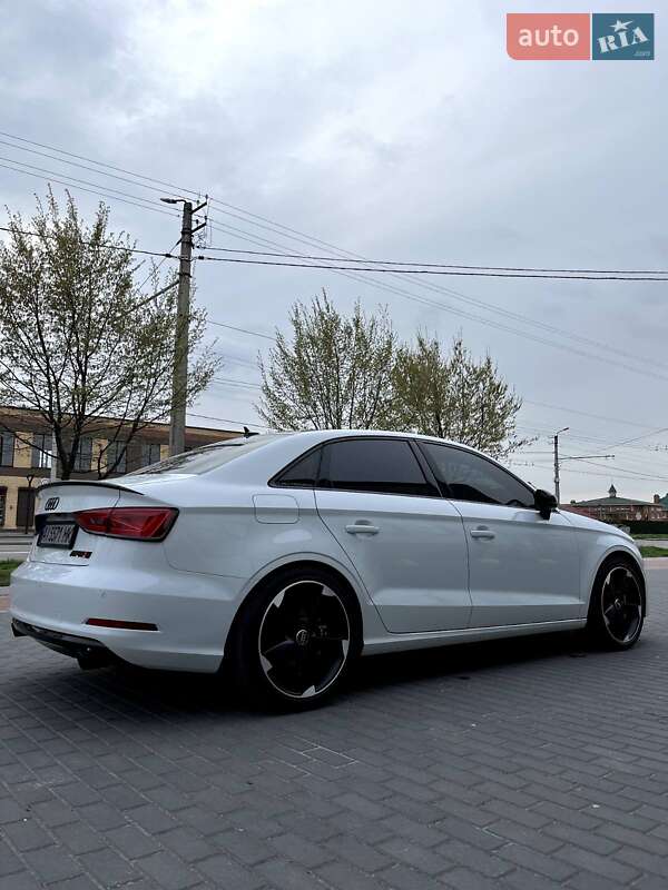 Седан Audi A3 2015 в Білій Церкві