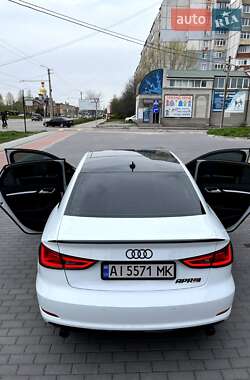 Седан Audi A3 2015 в 