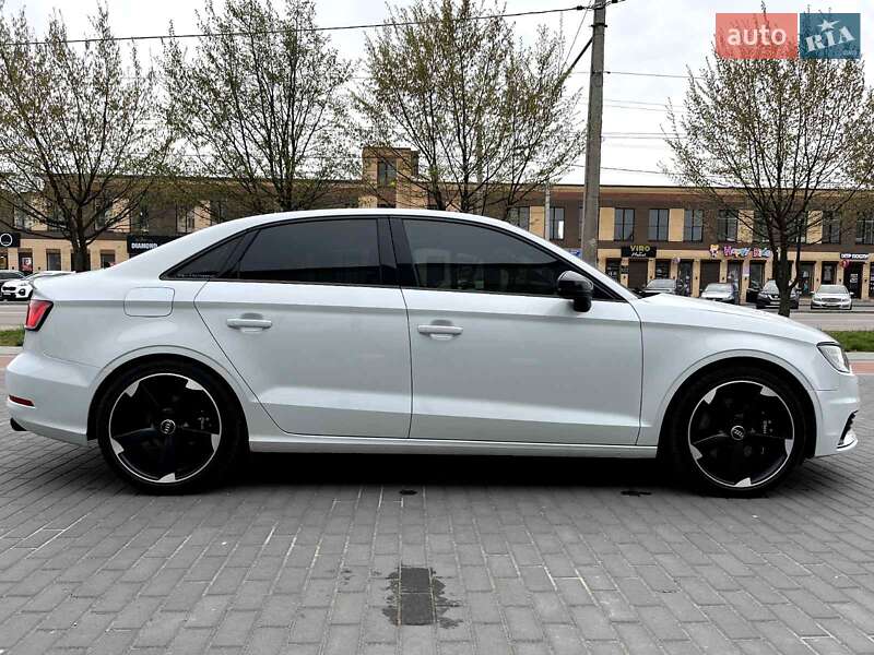 Седан Audi A3 2015 в Білій Церкві