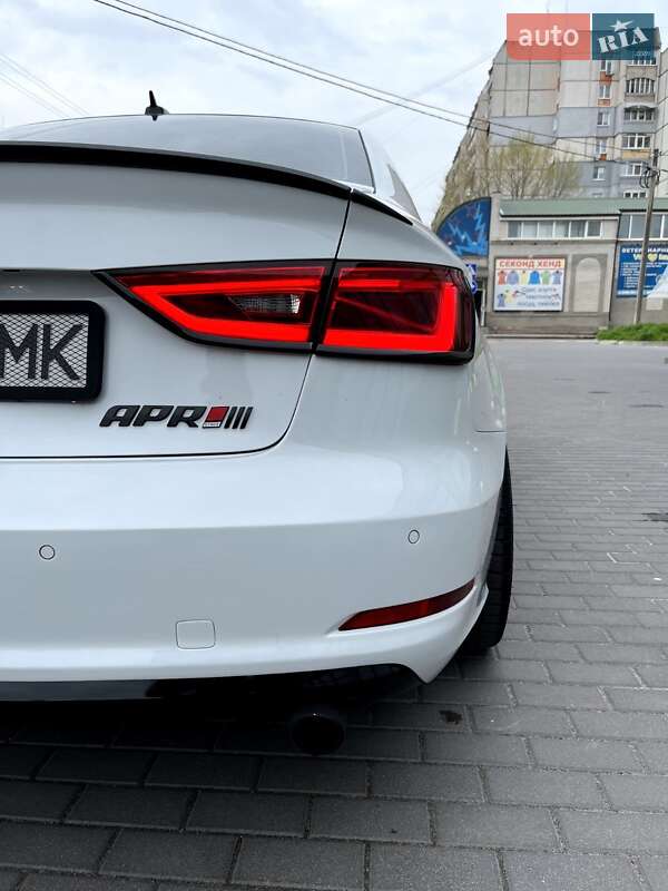 Седан Audi A3 2015 в Білій Церкві
