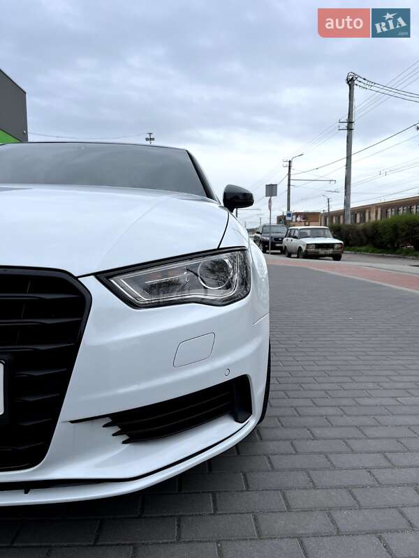 Седан Audi A3 2015 в Білій Церкві