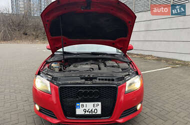 Хэтчбек Audi A3 2010 в 