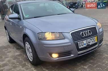 Хэтчбек Audi A3 2006 в 
