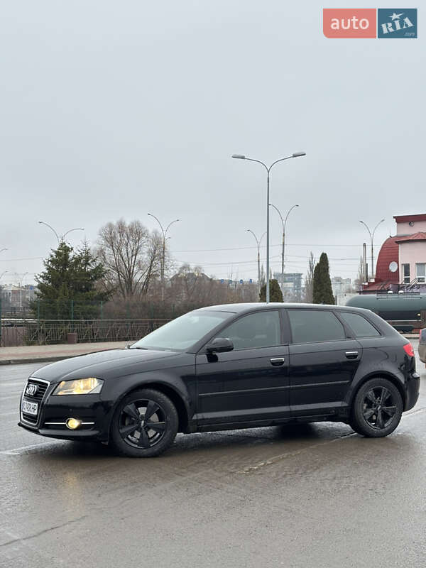 Хэтчбек Audi A3 2010 в Сумах